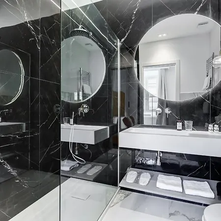 Dionigi 43 Private By Premium Collection Affittacamere 4*